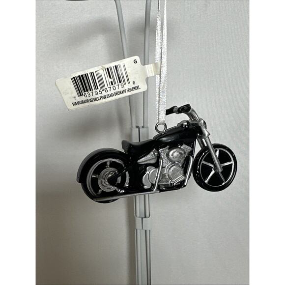 Hallmark Keepsake Motorcycle Ornament NWT - Picture 3 of 4